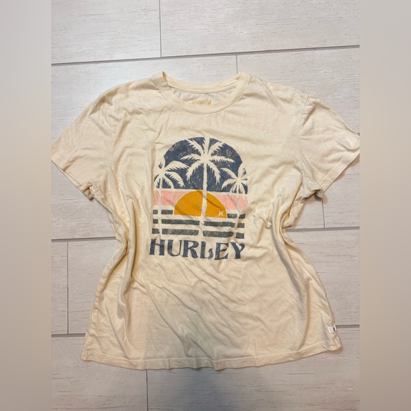 Hurley Tops - Hurley Cream T-Shirt